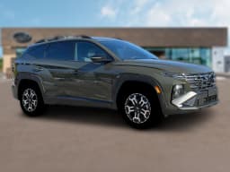 Hyundai Tucson XRT AWD 2026 — side view