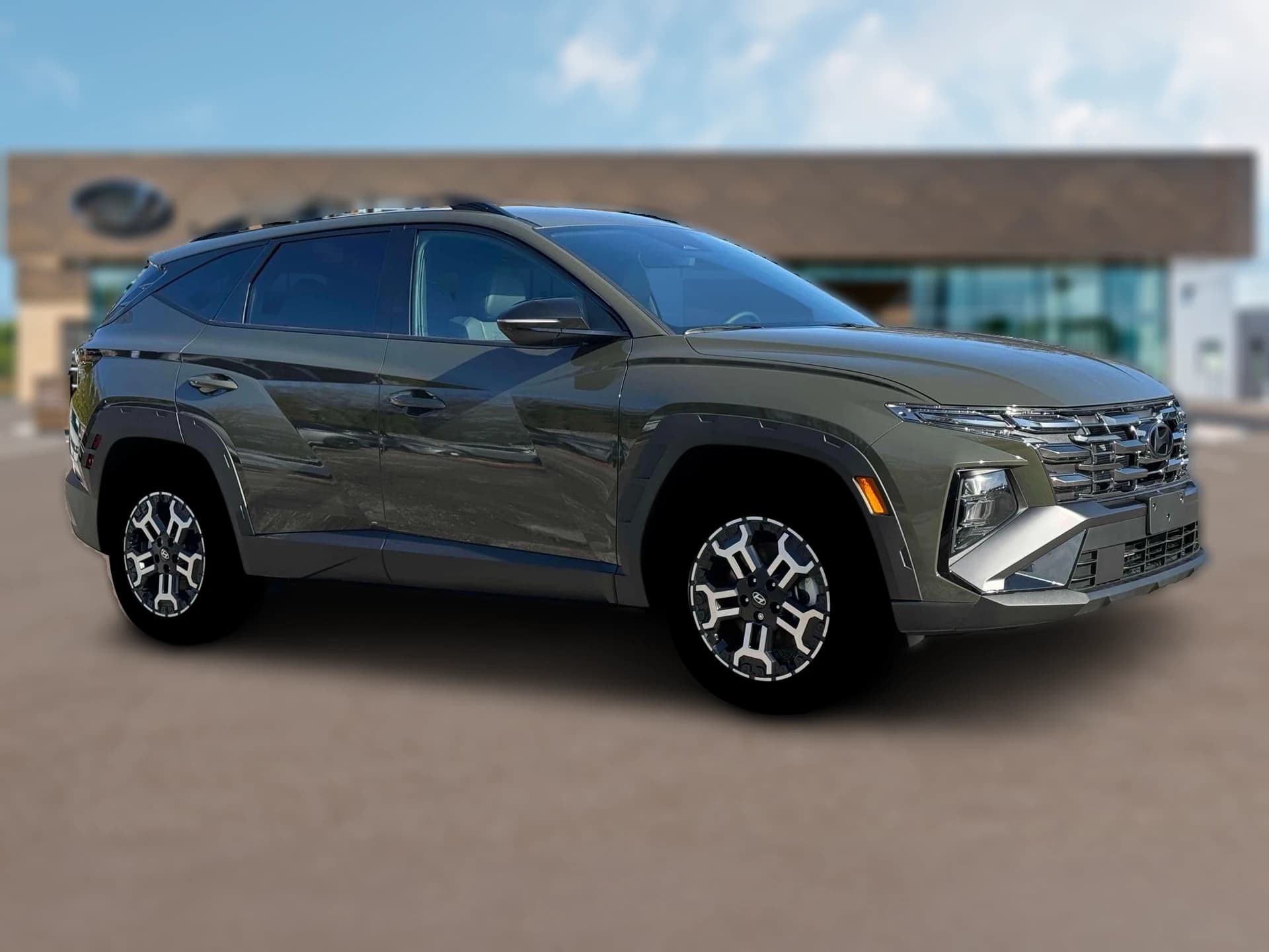 Hyundai Tucson XRT AWD 2026 — side view
