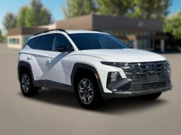 Hyundai Tucson XRT AWD 2026 — side view