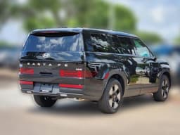 Hyundai Santa Fe Hybrid SE FWD 2026 — side view