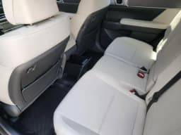 Hyundai Santa Fe Hybrid SE FWD 2026 — side view