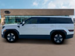 Hyundai Santa Fe Hybrid SE FWD 2026 — side view