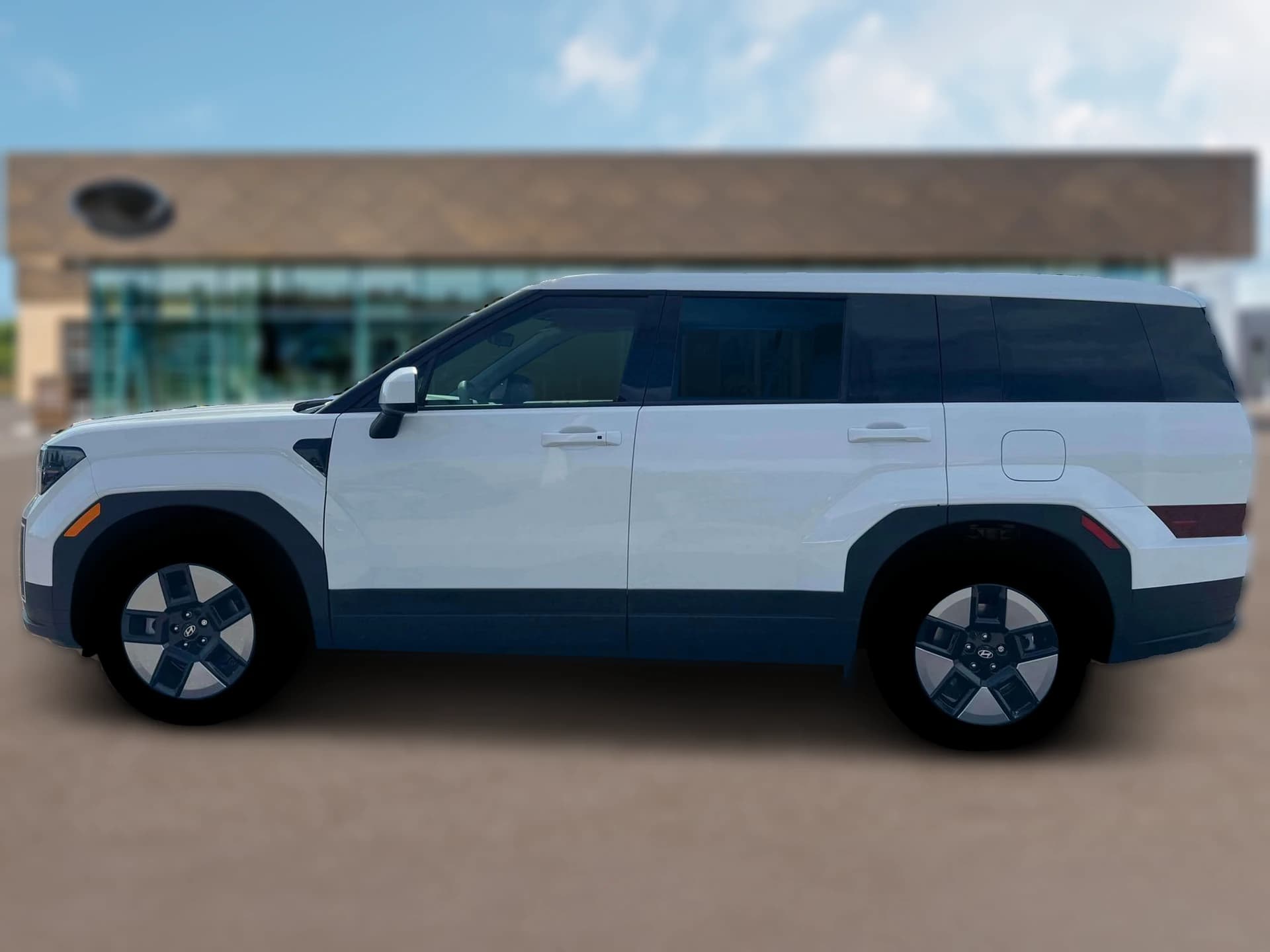 Hyundai Santa Fe Hybrid SE FWD 2026 — side view