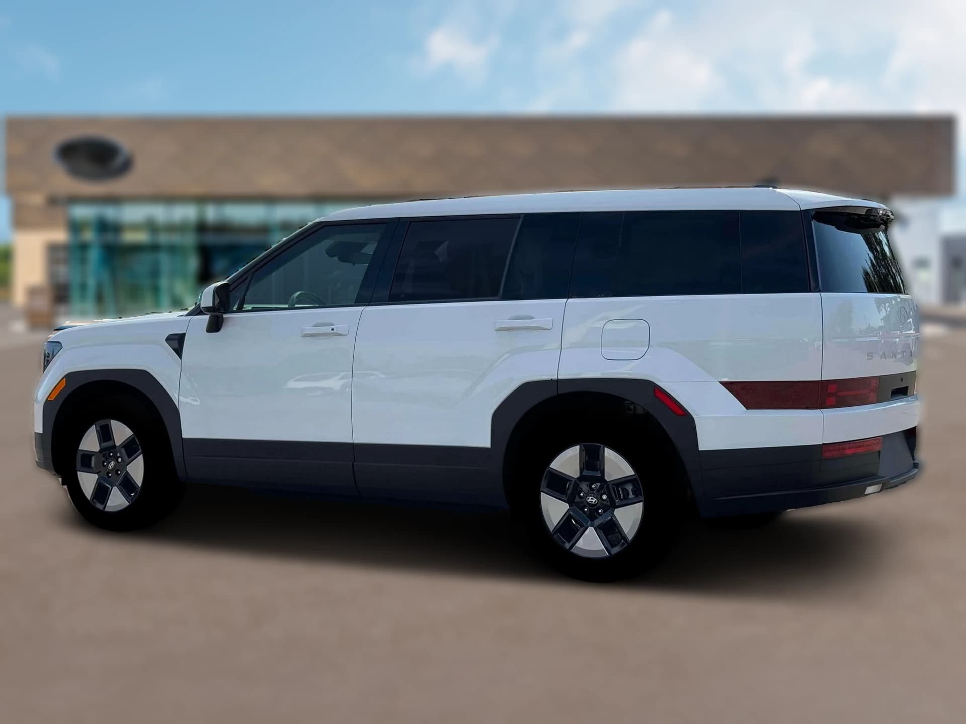 Hyundai Santa Fe Hybrid SE FWD 2026 — side view
