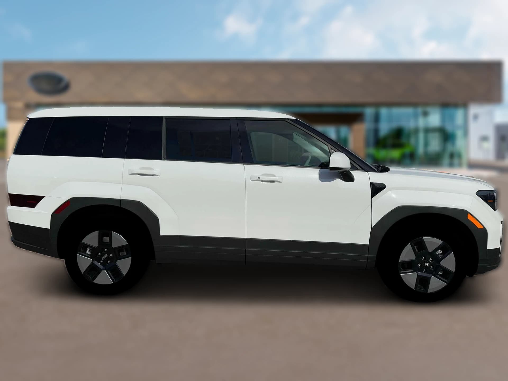 Hyundai Santa Fe Hybrid SE FWD 2026 — side view
