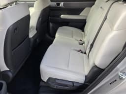 Hyundai Santa Fe Hybrid SE FWD 2027 — side view