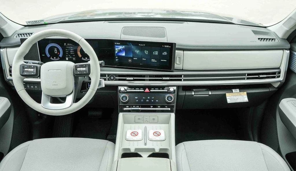 Hyundai Santa Fe Hybrid SE FWD 2026 — side view