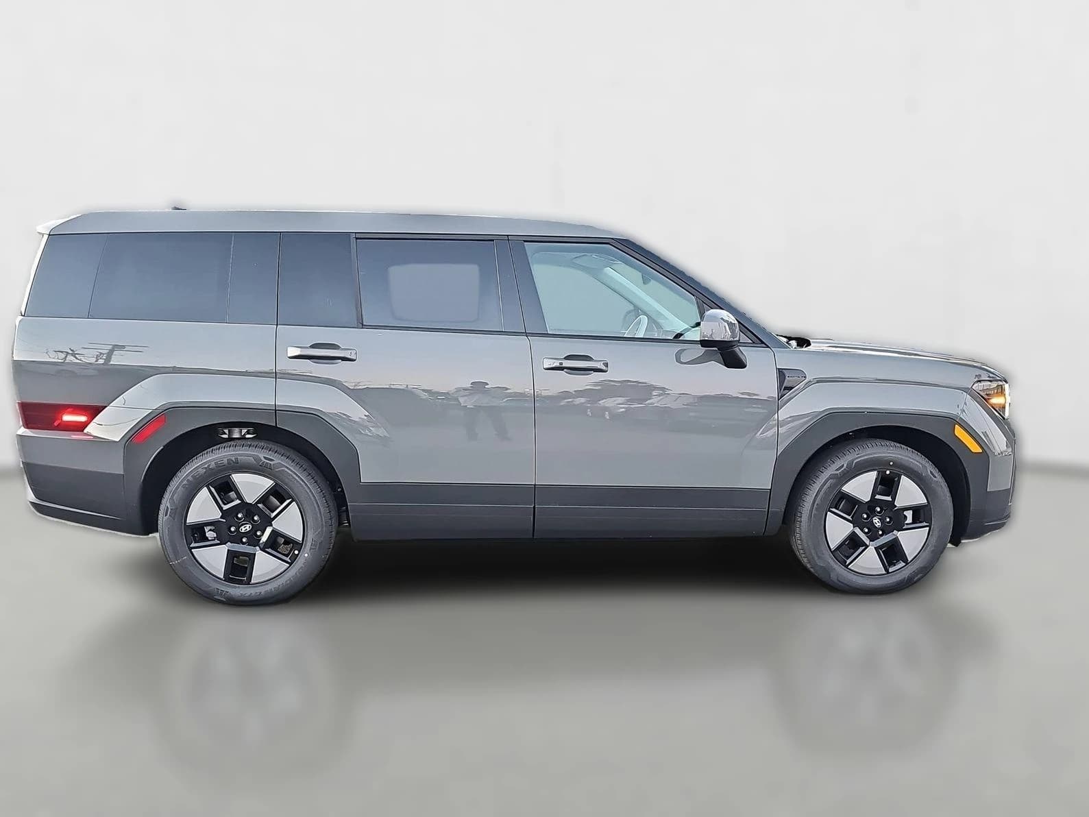 Hyundai Santa Fe Hybrid SE FWD 2026 — side view