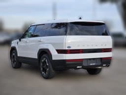 Hyundai Santa Fe SE FWD 2026 — side view