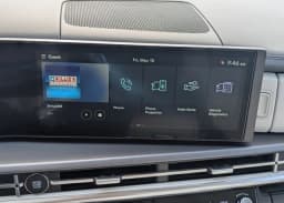 Hyundai Santa Fe SE FWD 2026 — side view