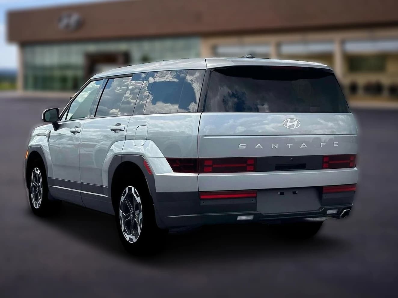 Hyundai Santa Fe SE FWD 2026 — side view
