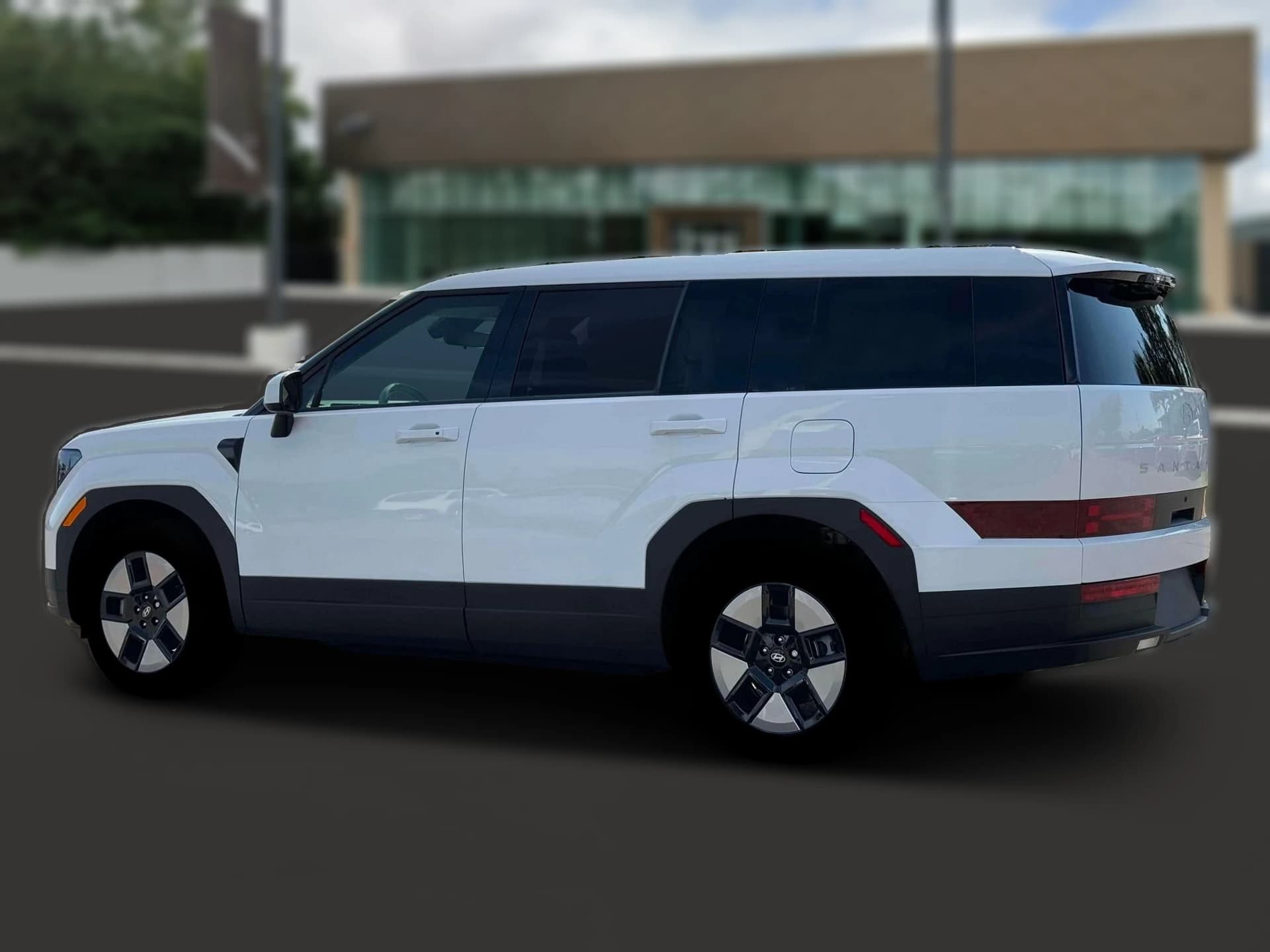 Hyundai Santa Fe Hybrid SE AWD 2026 — side view