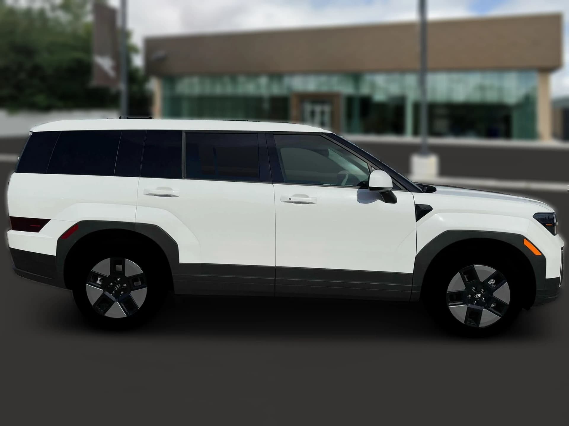 Hyundai Santa Fe Hybrid SE AWD 2026 — side view