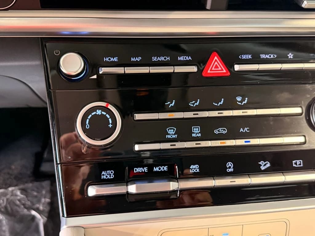 Hyundai Santa Fe SE AWD 2027 — side view