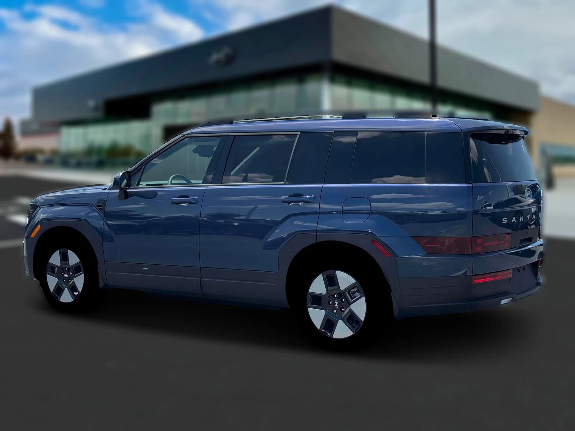 Hyundai Santa Fe Hybrid SEL FWD 2026 — side view