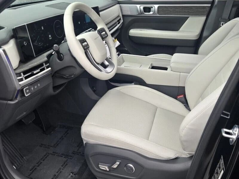 Hyundai Santa Fe Hybrid Limited 7P FWD 2026 — side view