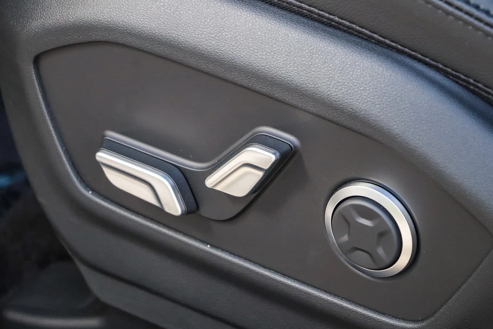 Hyundai Santa Fe Hybrid Limited 6P AWD 2026 — side view
