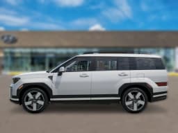 Hyundai Santa Fe Hybrid Limited 7P AWD 2027 — side view