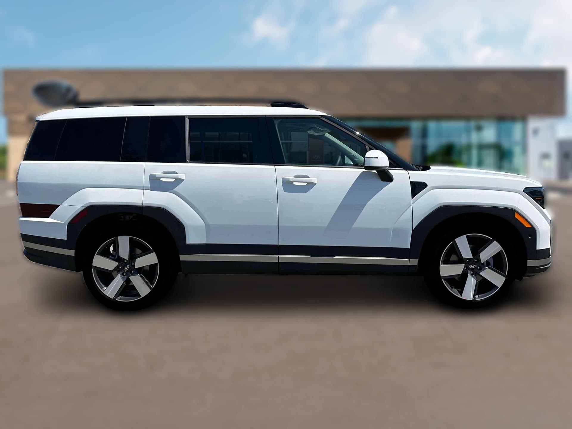 Hyundai Santa Fe Hybrid Limited AWD 2025 — side view