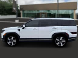 Hyundai Santa Fe Hybrid Limited 6P AWD 2026 — side view
