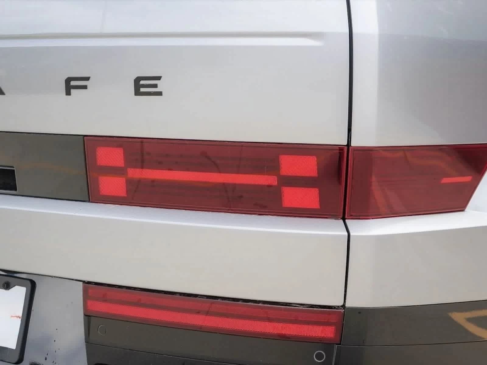 Hyundai Santa Fe Calligraphy FWD 2026 — side view