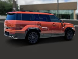 Hyundai Santa Fe Calligraphy AWD 2025 — side view