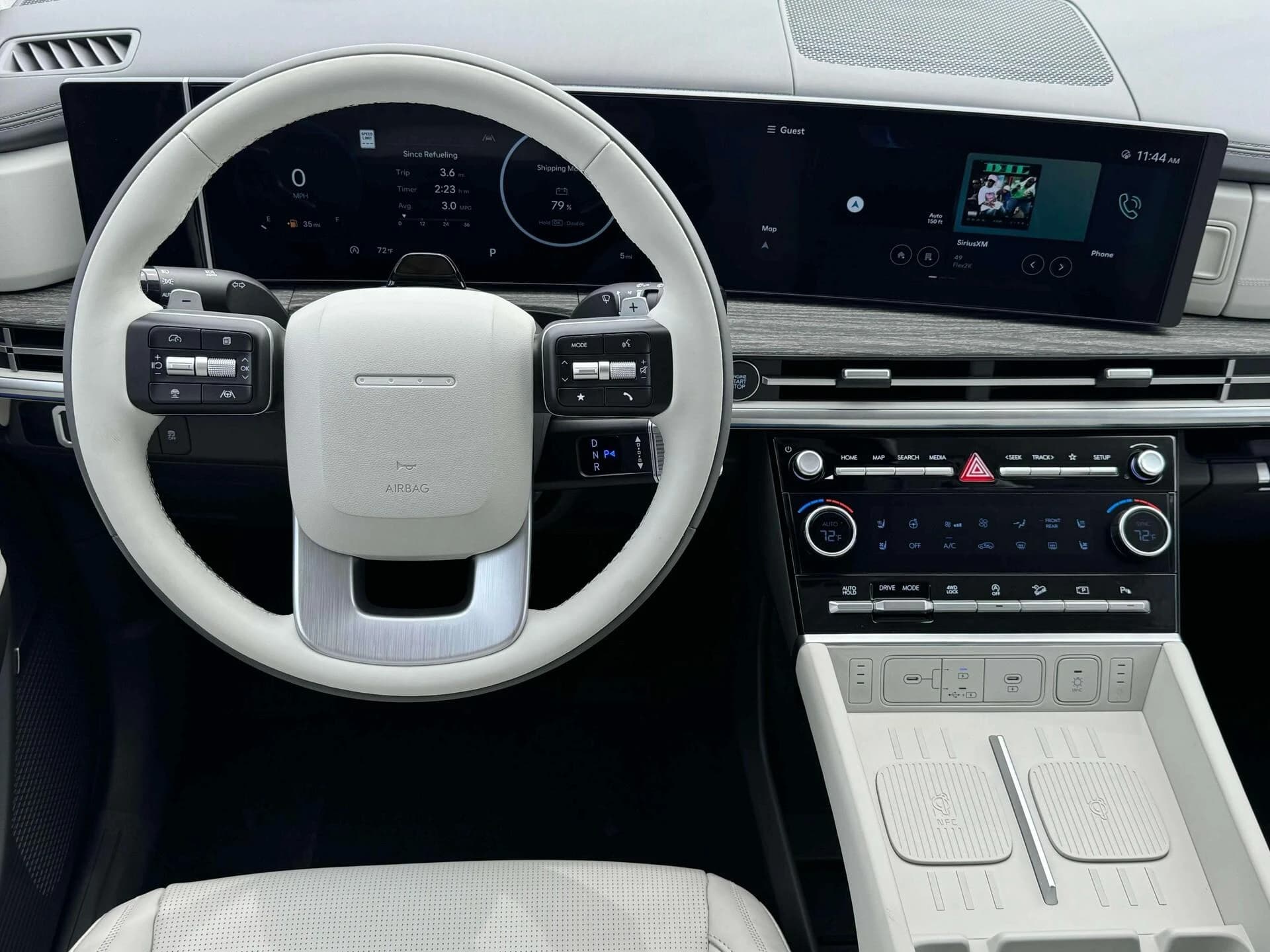 Hyundai Santa Fe Calligraphy AWD 2025 — side view