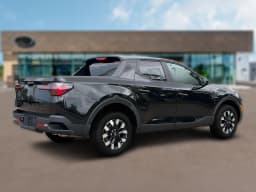 Hyundai Santa Cruz SE FWD 2027 — side view