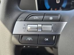 Hyundai Santa Cruz SE FWD 2026 — side view