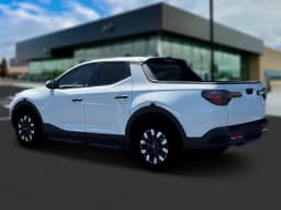Hyundai Santa Cruz SE FWD 2026 — side view