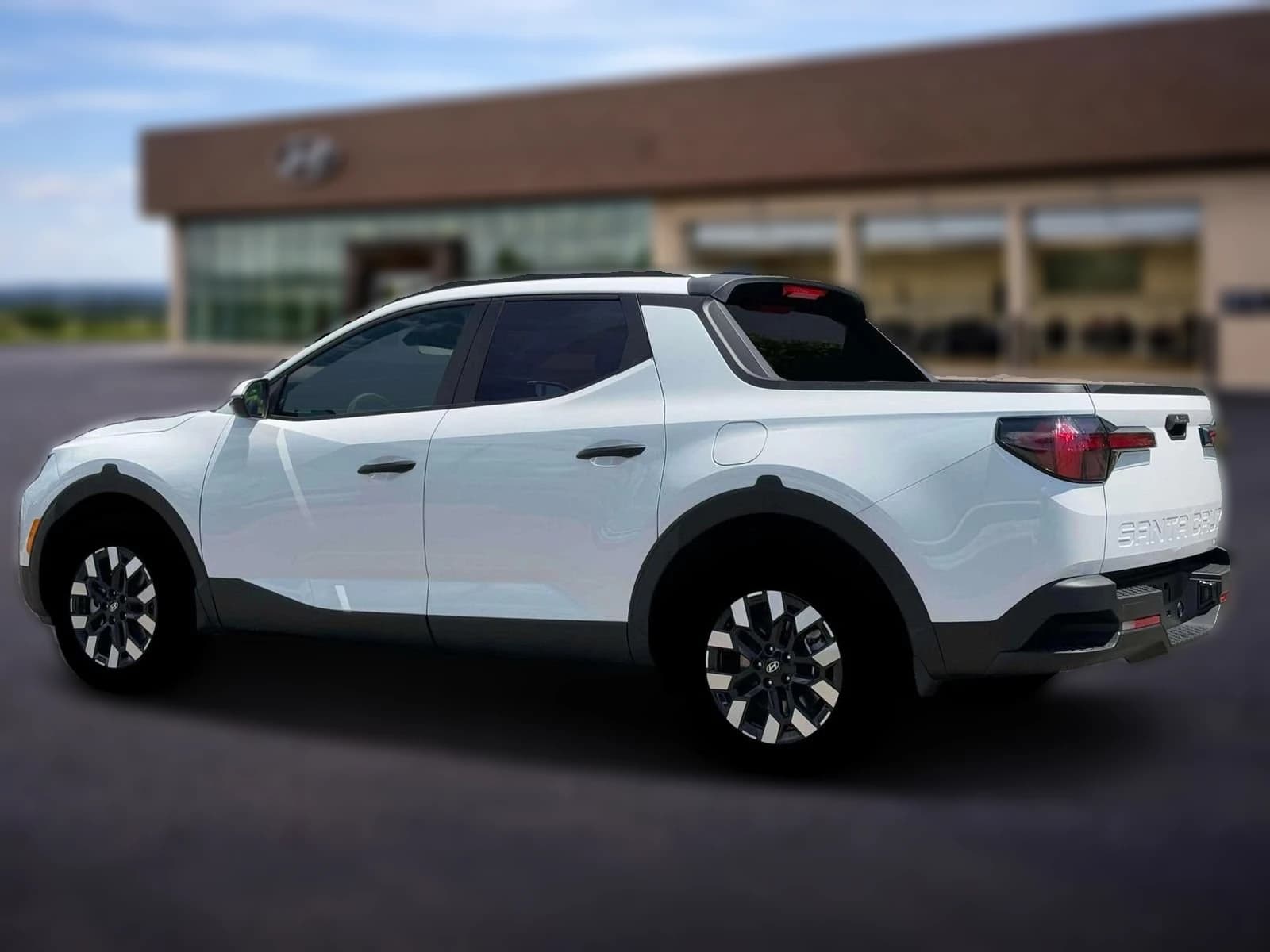 Hyundai Santa Cruz SEL FWD 2026 — side view