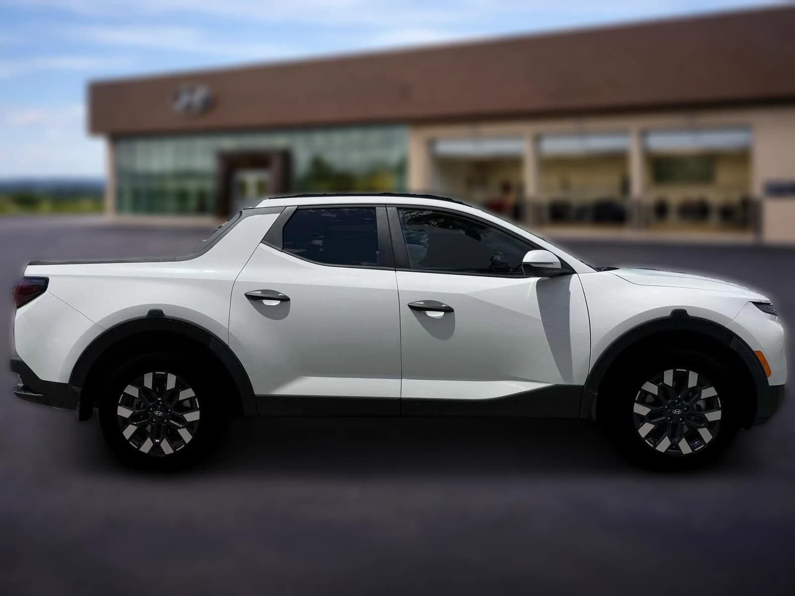 Hyundai Santa Cruz SEL FWD 2026 — side view