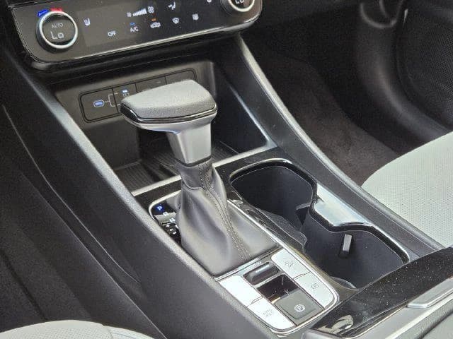 Hyundai Santa Cruz SEL Activity FWD 2027 — side view