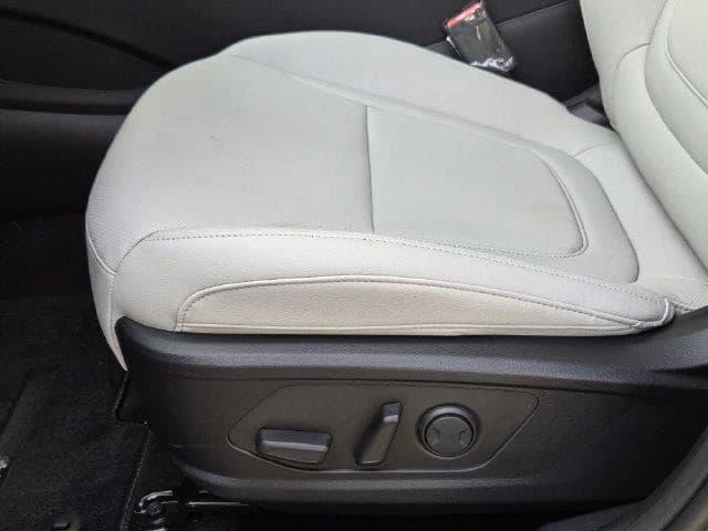 Hyundai Santa Cruz SEL Activity FWD 2027 — side view