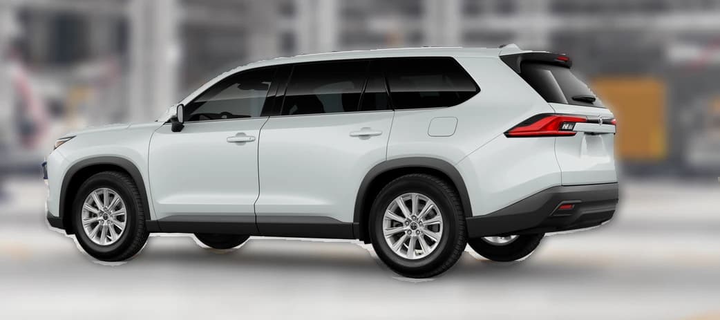 Toyota Grand Highlander LE FWD (Natl) 2026 — side view