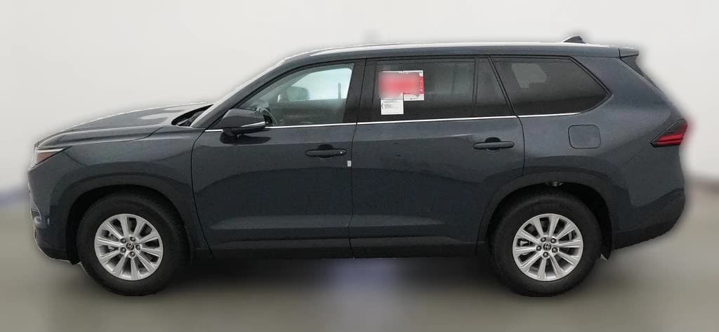 Toyota Grand Highlander LE FWD (Natl) 2026 — side view