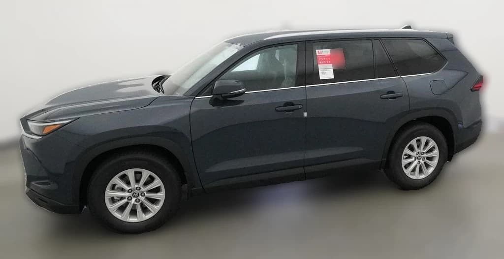 Toyota Grand Highlander LE FWD (Natl) 2026 — side view