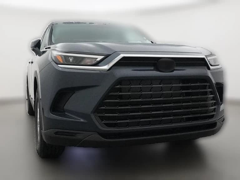 Toyota Grand Highlander LE FWD (Natl) 2026 — side view