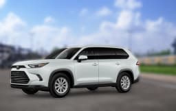 Toyota Grand Highlander LE FWD (Natl) 2026 — side view