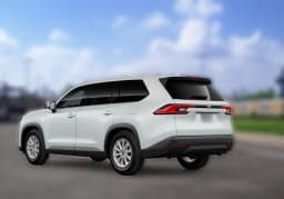 Toyota Grand Highlander LE FWD (Natl) 2026 — side view