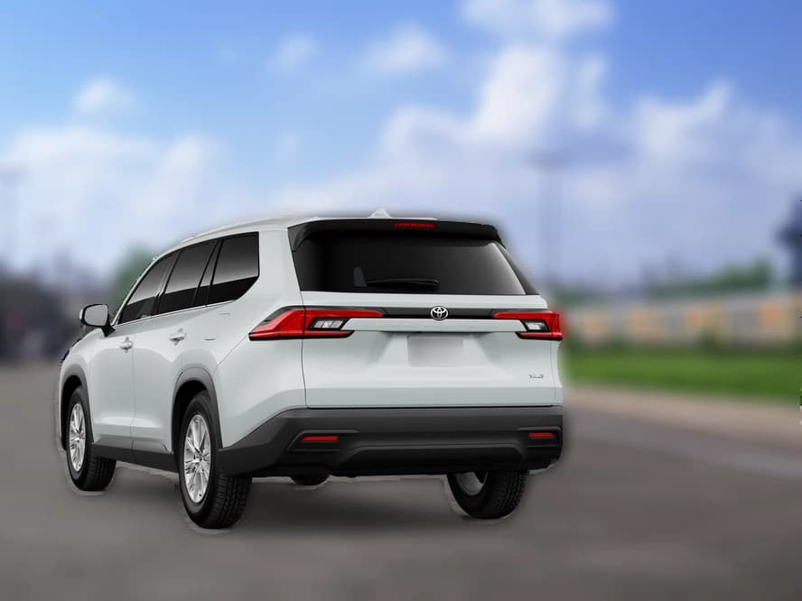 Toyota Grand Highlander LE FWD (Natl) 2026 — side view