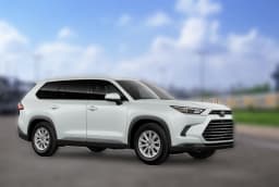 Toyota Grand Highlander LE FWD (Natl) 2026 — side view