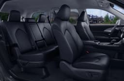 Toyota Grand Highlander XLE AWD (Natl) 2026 — side view