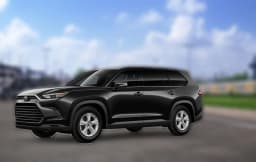 Toyota Grand Highlander LE AWD (Natl) 2026 — side view