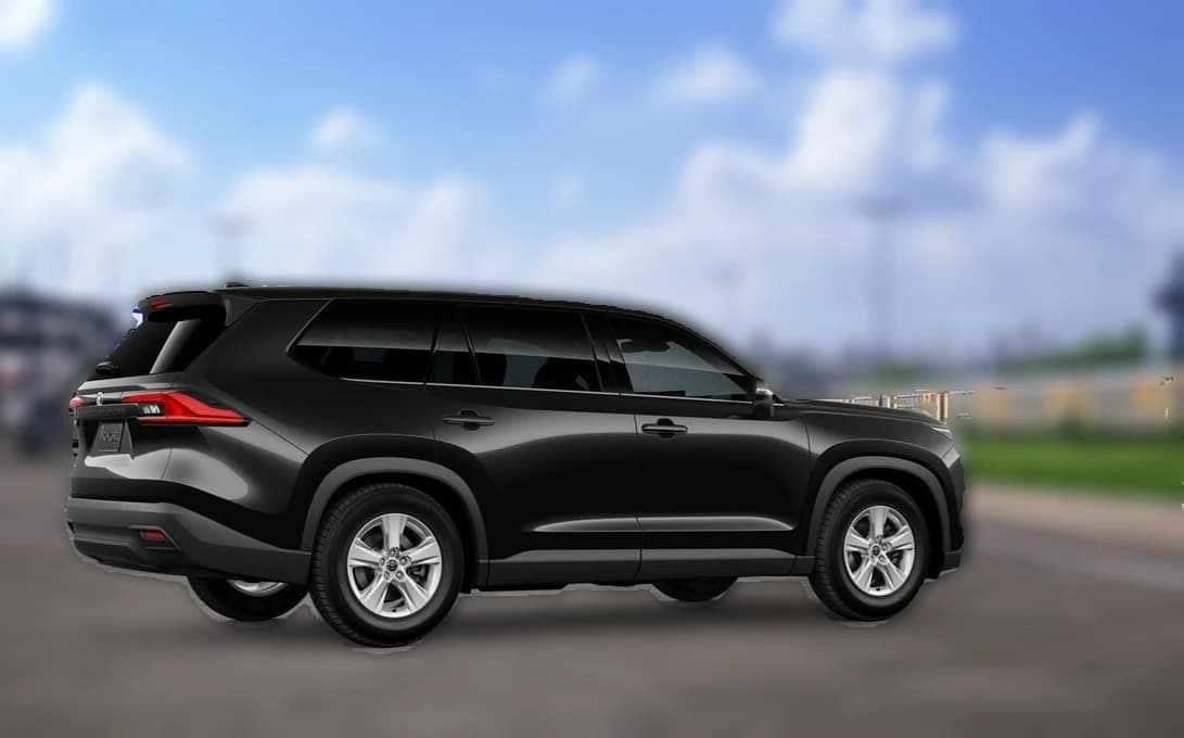 Toyota Grand Highlander LE AWD (Natl) 2026 — side view