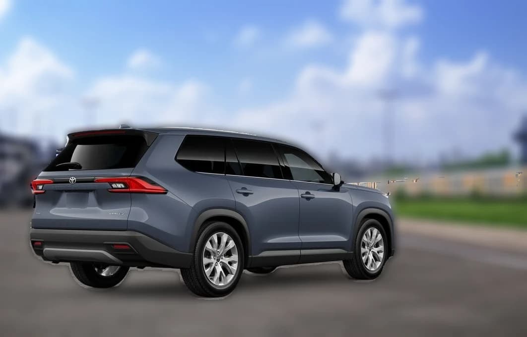 Toyota Grand Highlander Limited AWD (Natl) 2026 — side view