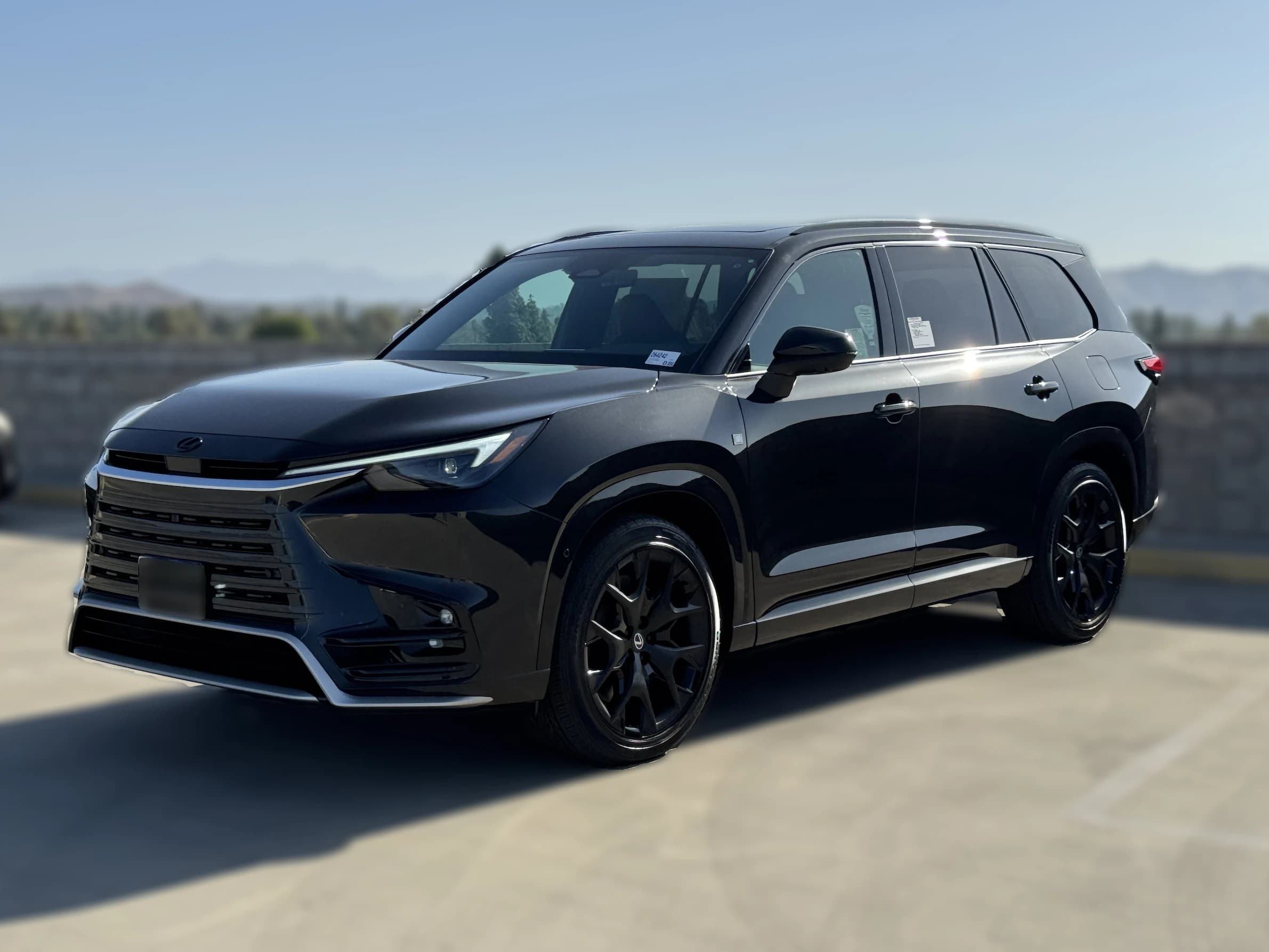 Lexus TX TX 350 F SPORT Handling AWD 2026 — side view
