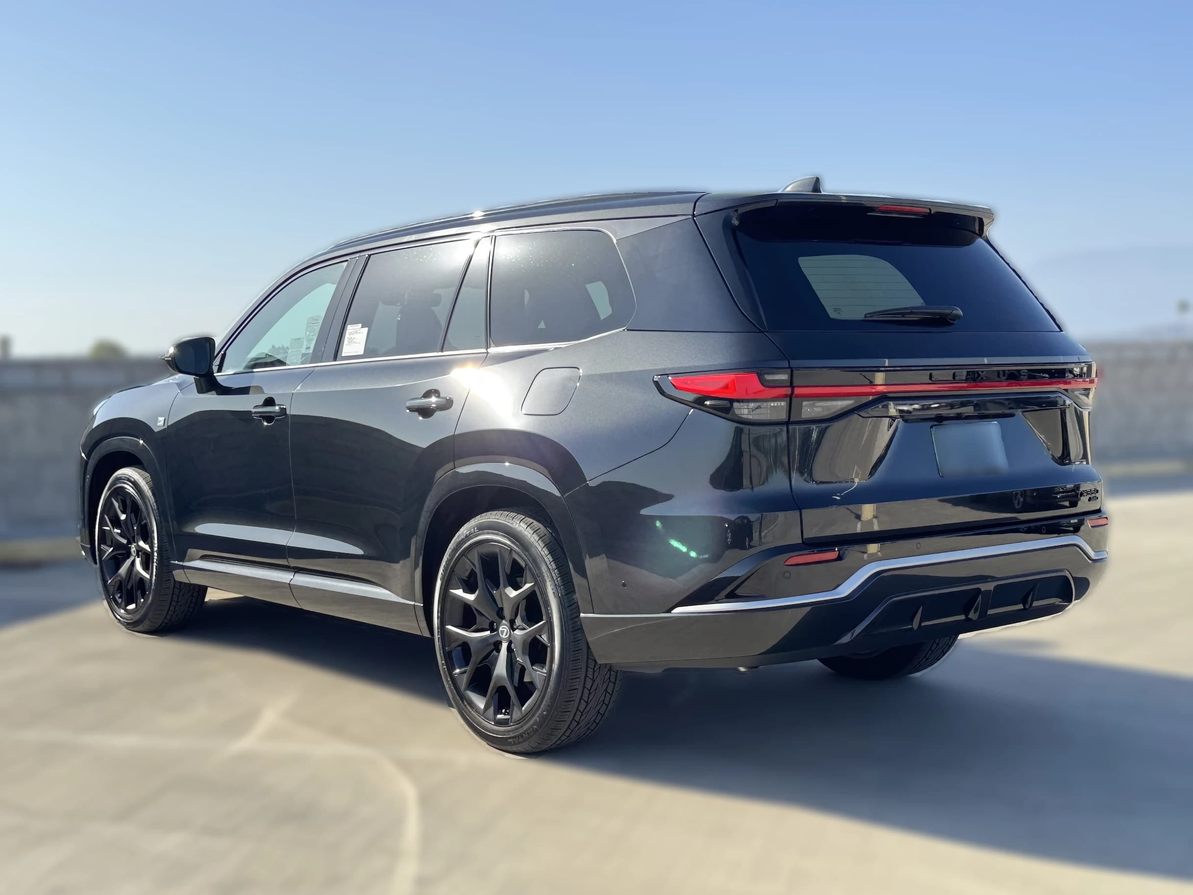 Lexus TX TX 350 F SPORT Handling AWD 2026 — side view