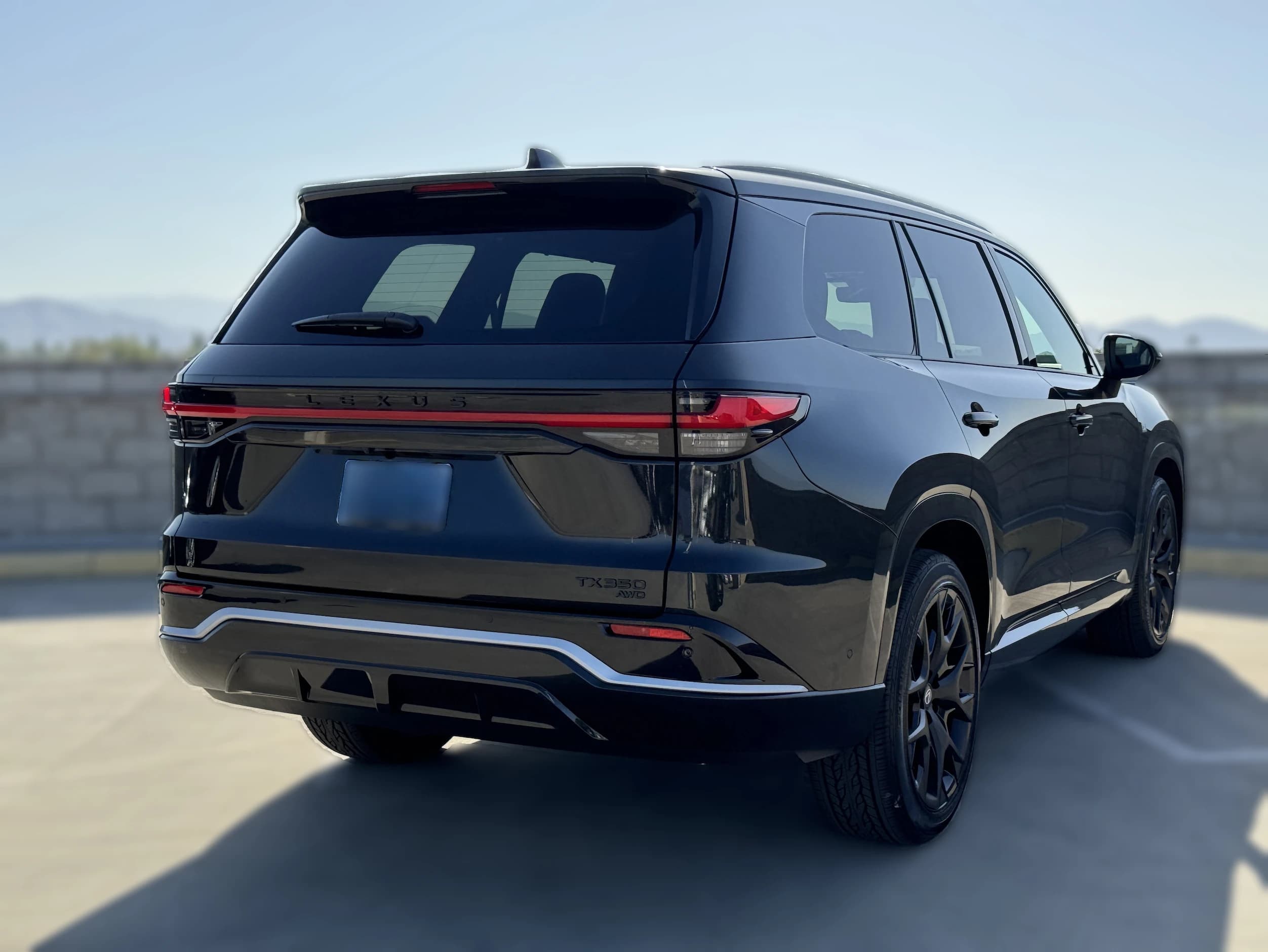 Lexus TX TX 350 F SPORT Handling AWD 2026 — side view