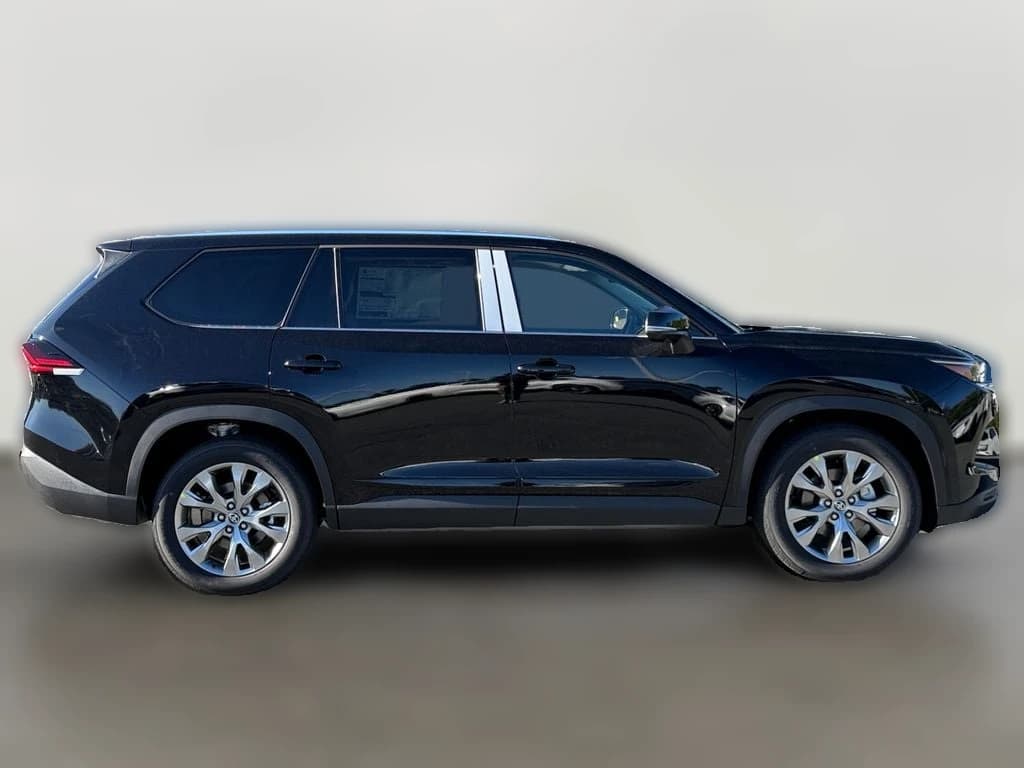 Toyota Grand Highlander Hybrid Limited AWD (Natl) 2026 — side view